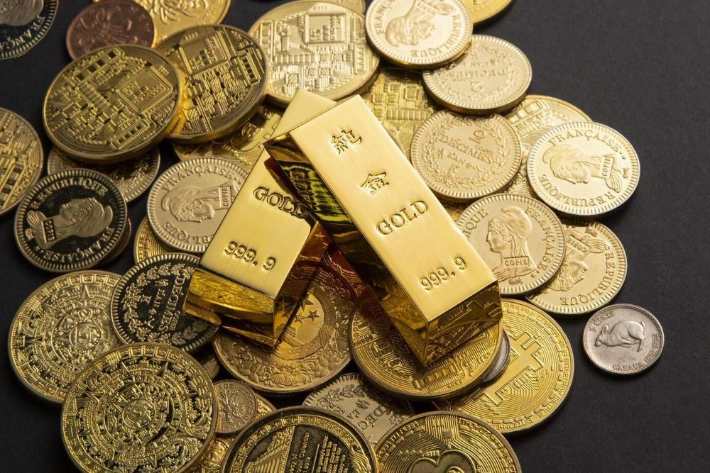 Investing in Precious Metals: A Comparison of Bars vs. Coins